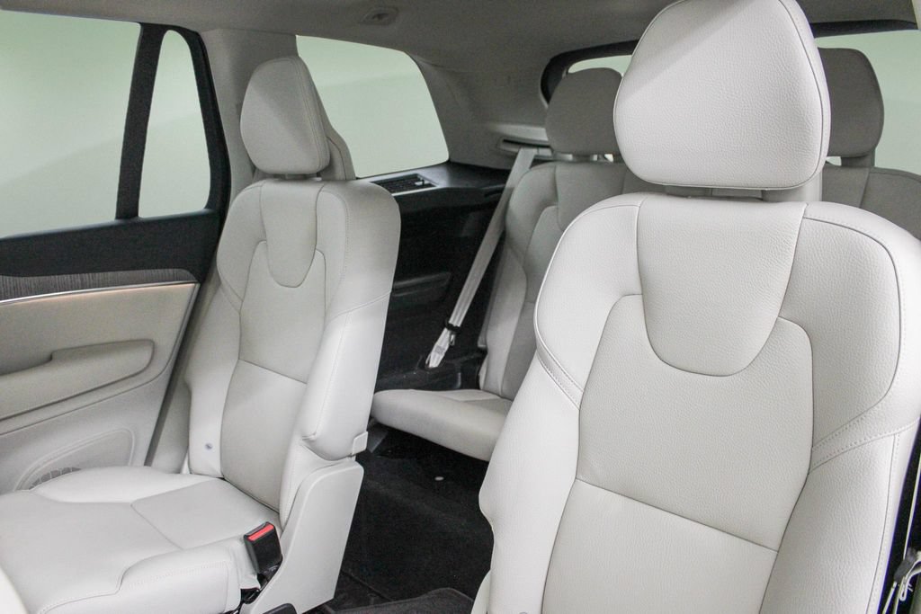 Certified 2024 Volvo XC90 B6 Plus w/ Protection Package Premier AWD/4WD image 25