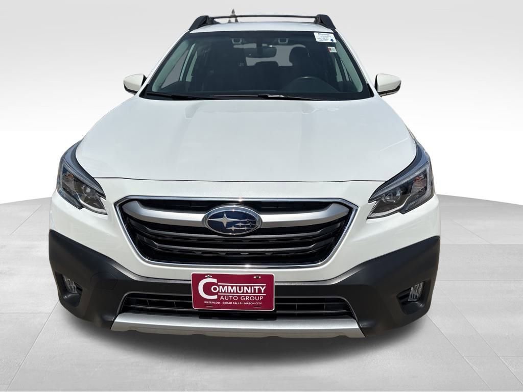 Used 2022 Subaru Outback Limited image 9