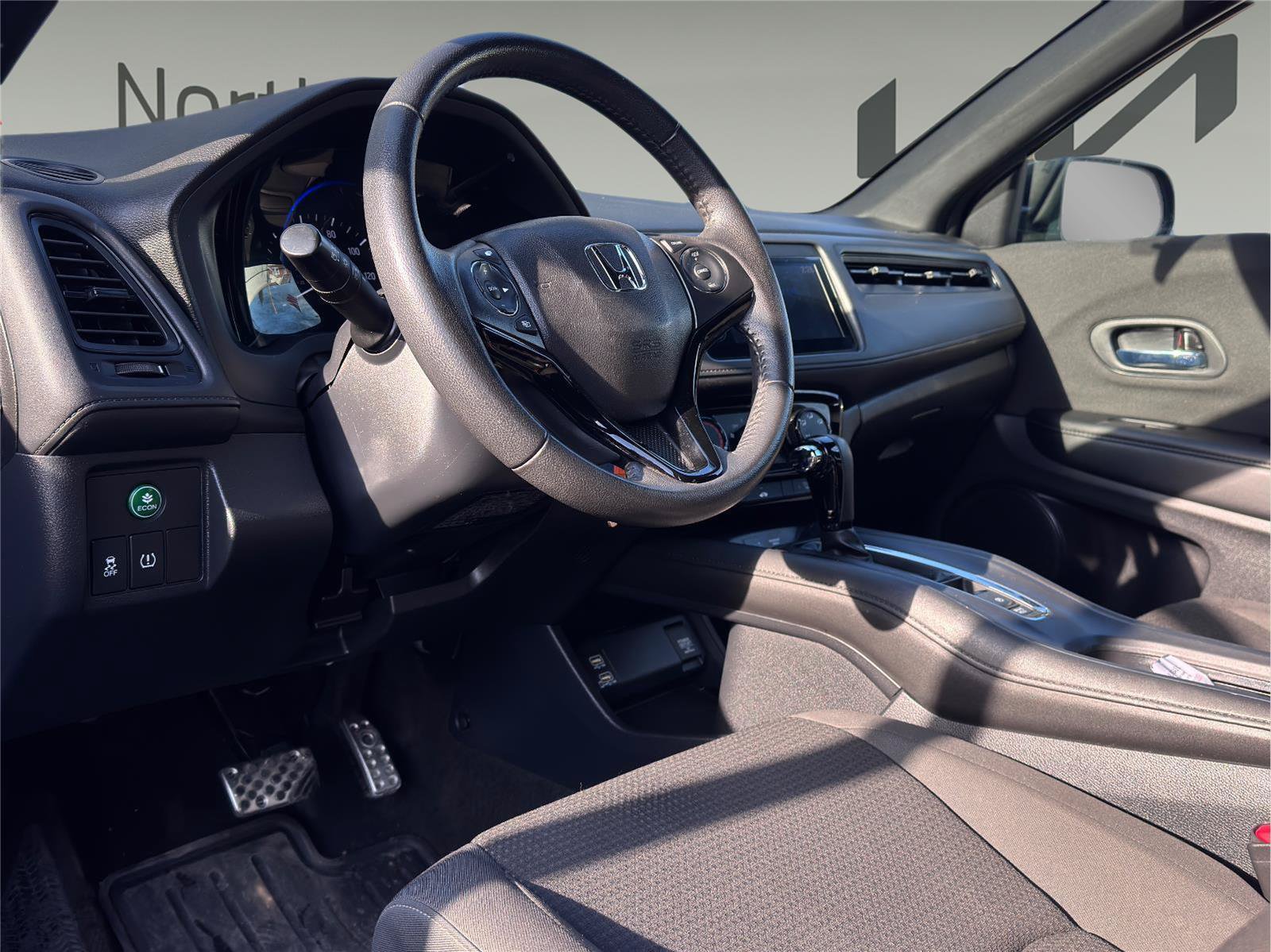 Used 2022 Honda HR-V Sport image 9