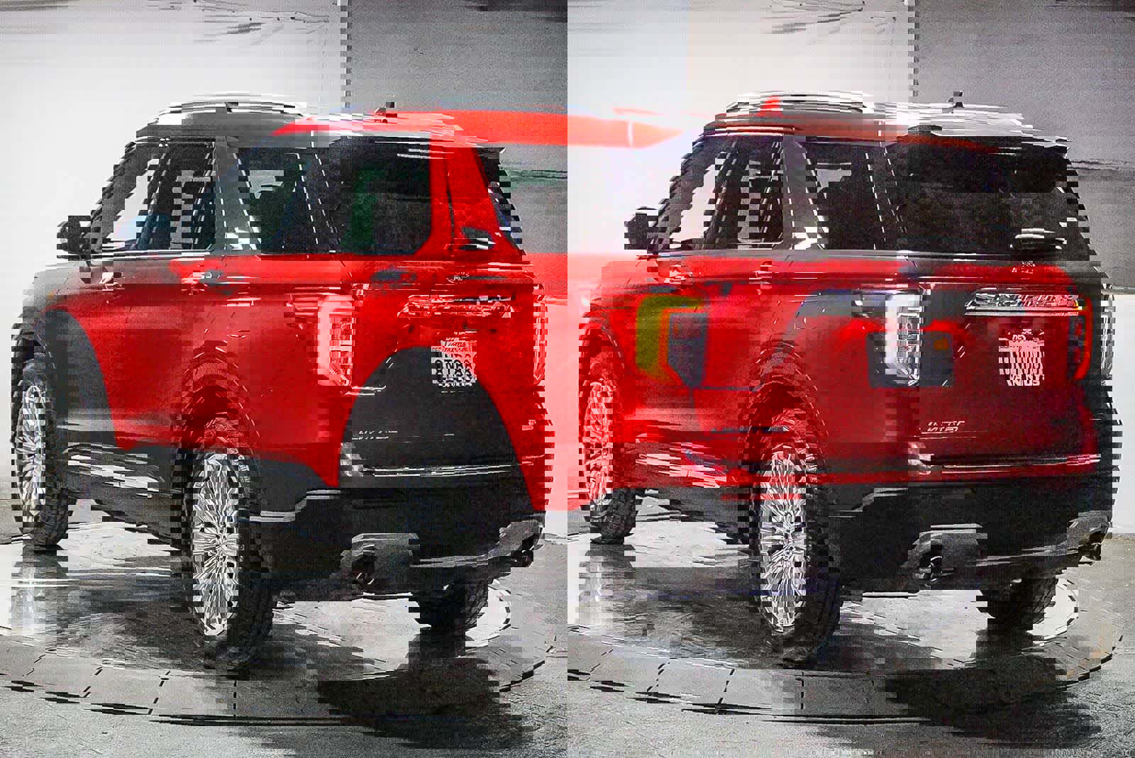 Used 2020 Ford Explorer Limited image 8