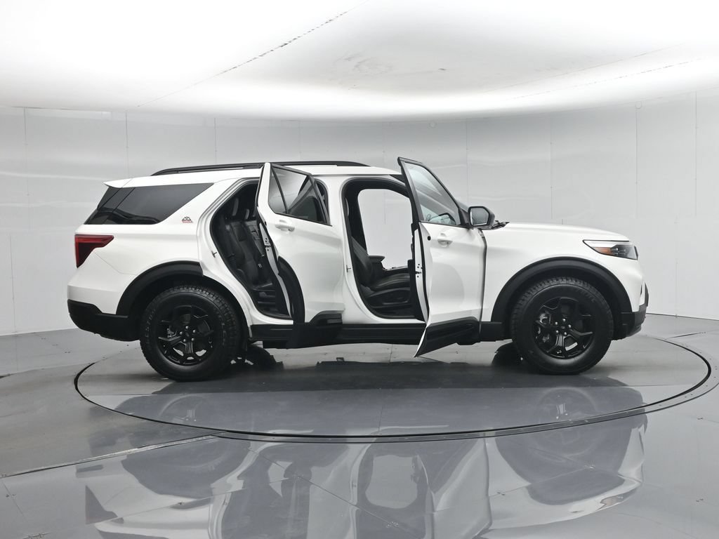 Used 2023 Ford Explorer Timberline AWD/4WD image 4