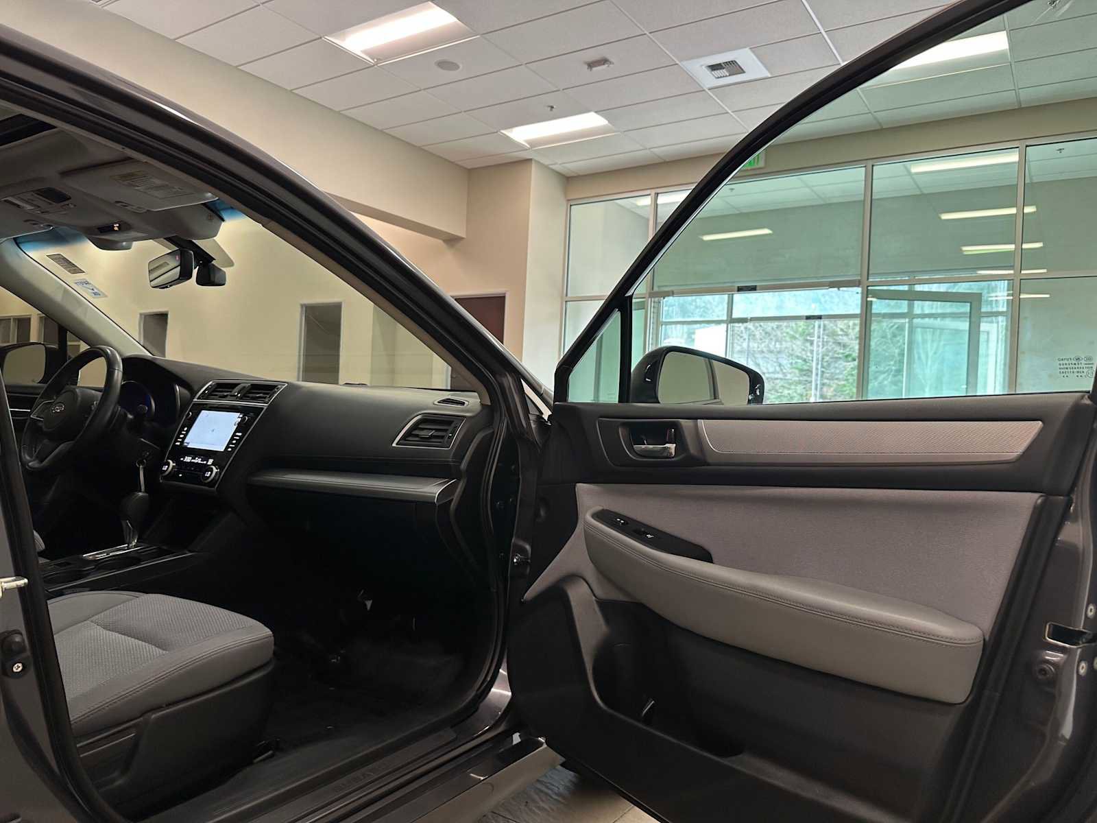 Used 2018 Subaru Legacy 2.5i Premium AWD/4WD image 29