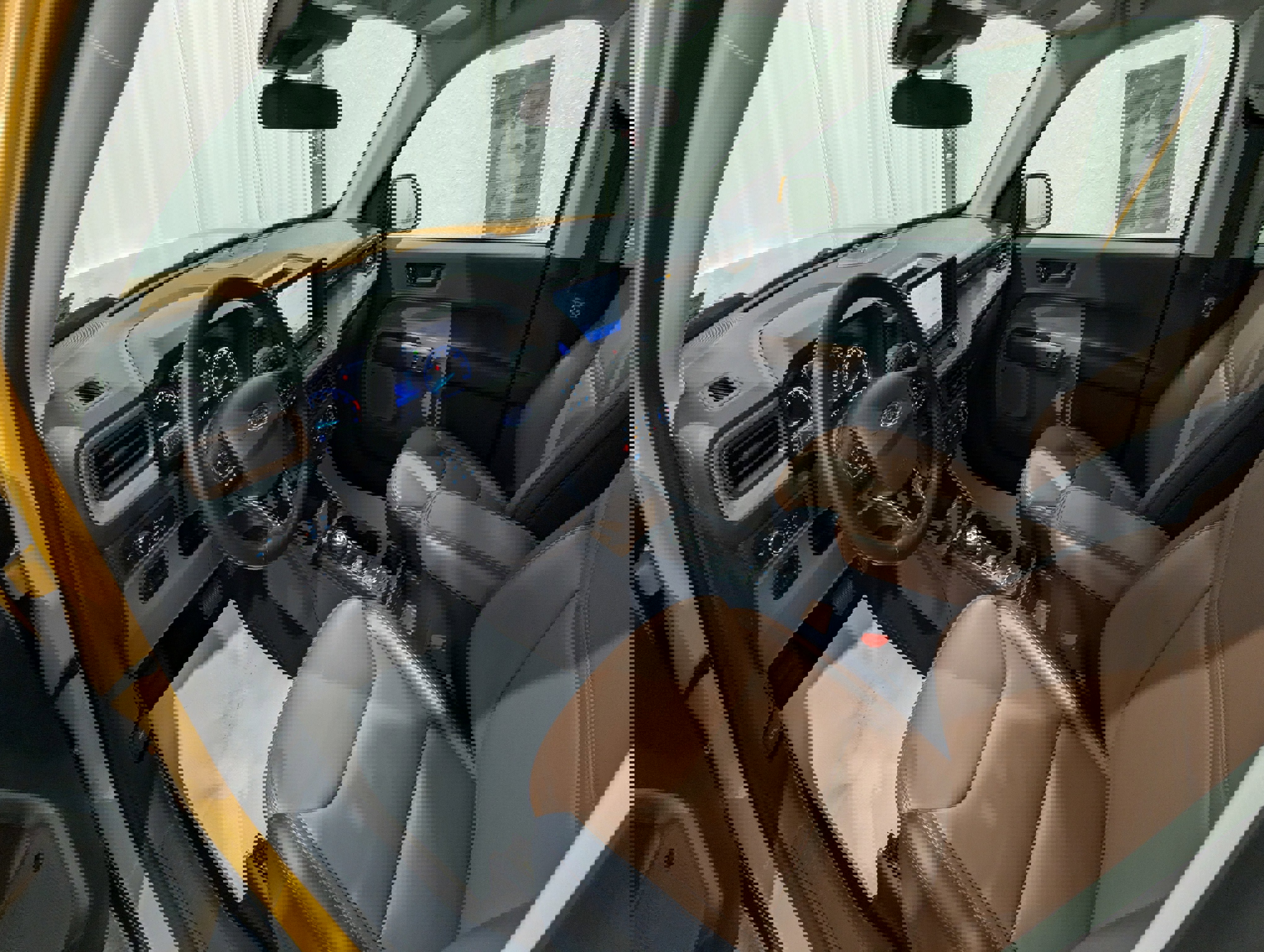 Used 2023 Ford Maverick Lariat w/ Lariat Luxury Package image 12