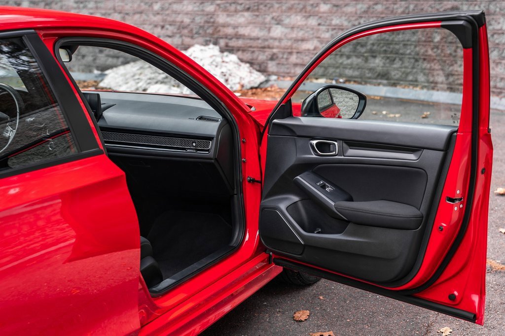 Used 2025 Honda Civic Sport image 15