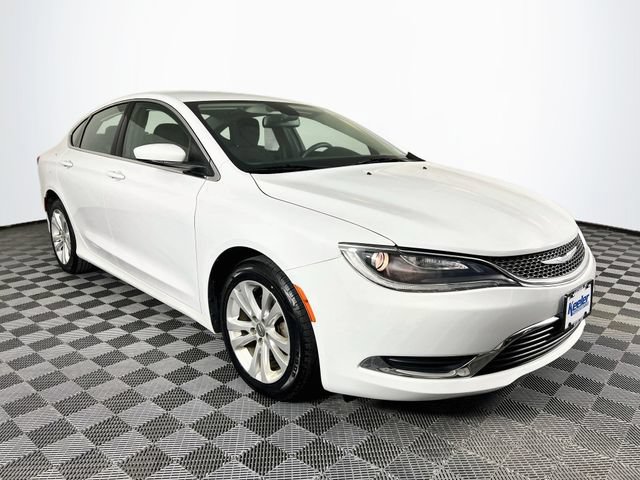 Used 2016 Chrysler 200 Limited FWD image 8