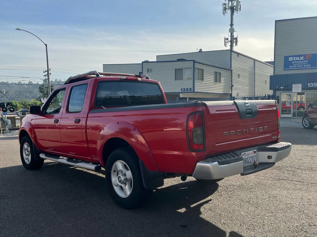 Used 2002 Nissan Frontier SE image 8