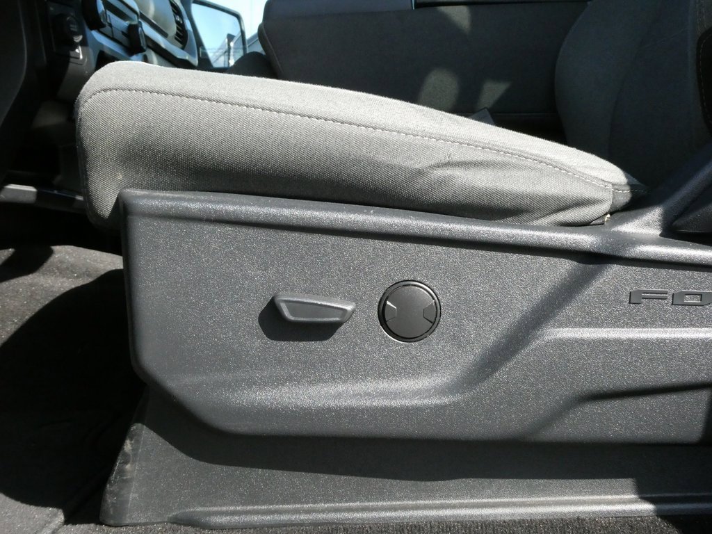 Used 2022 Ford F150 XLT image 8