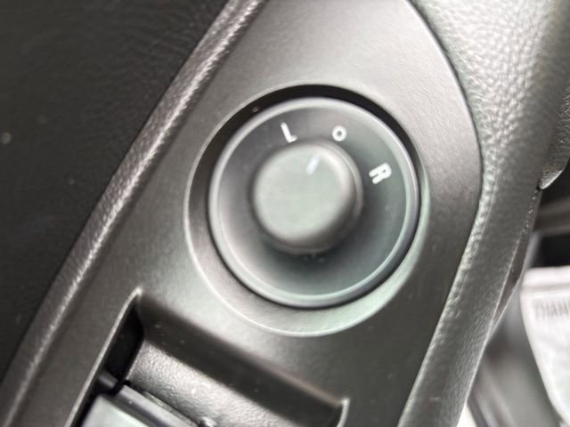 Used 2022 Chevrolet Trax LT w/ LT Convenience Package image 13