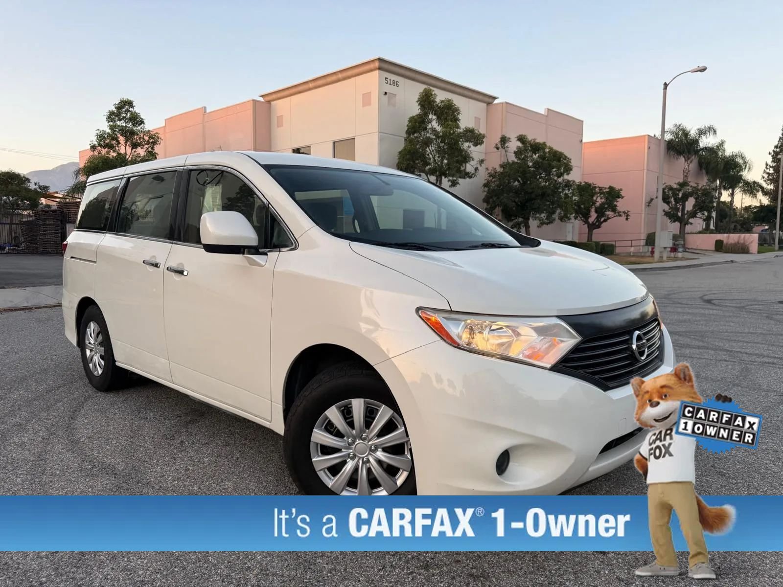 Used 2014 Nissan Quest S FWD image 2
