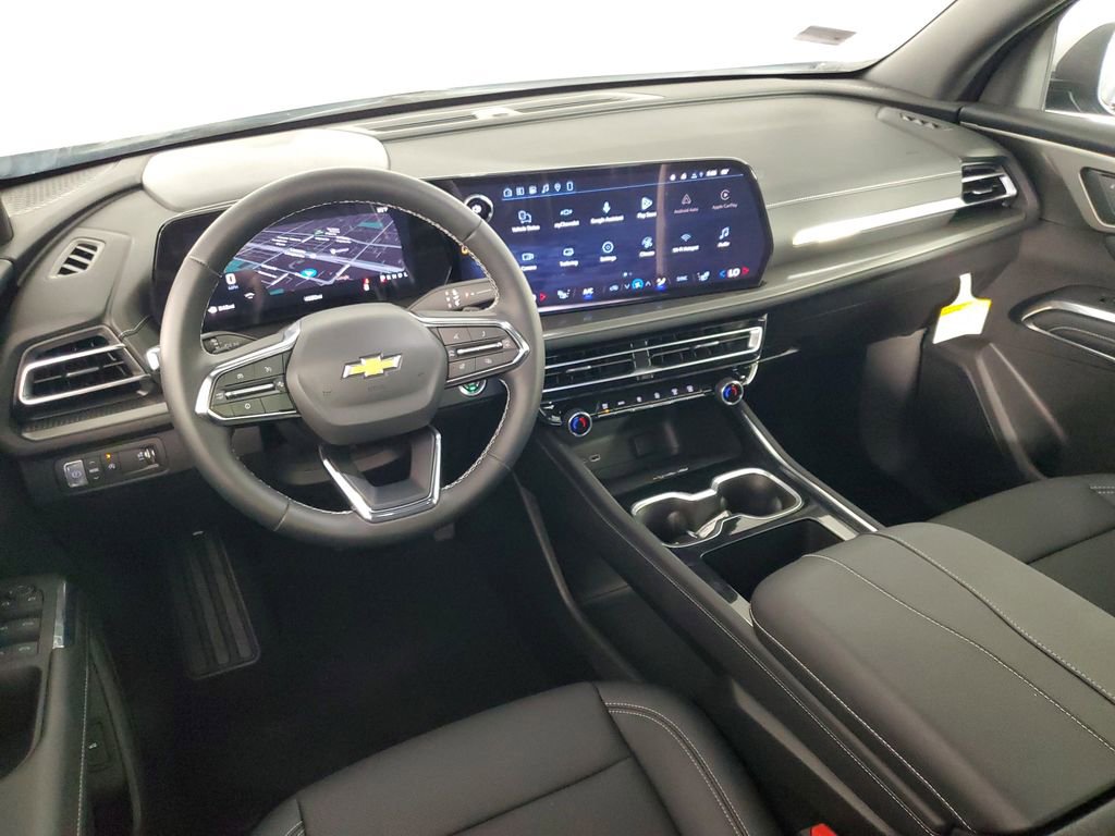 Used 2026 Chevrolet Traverse LT w/ Driver Confidence Package image 15