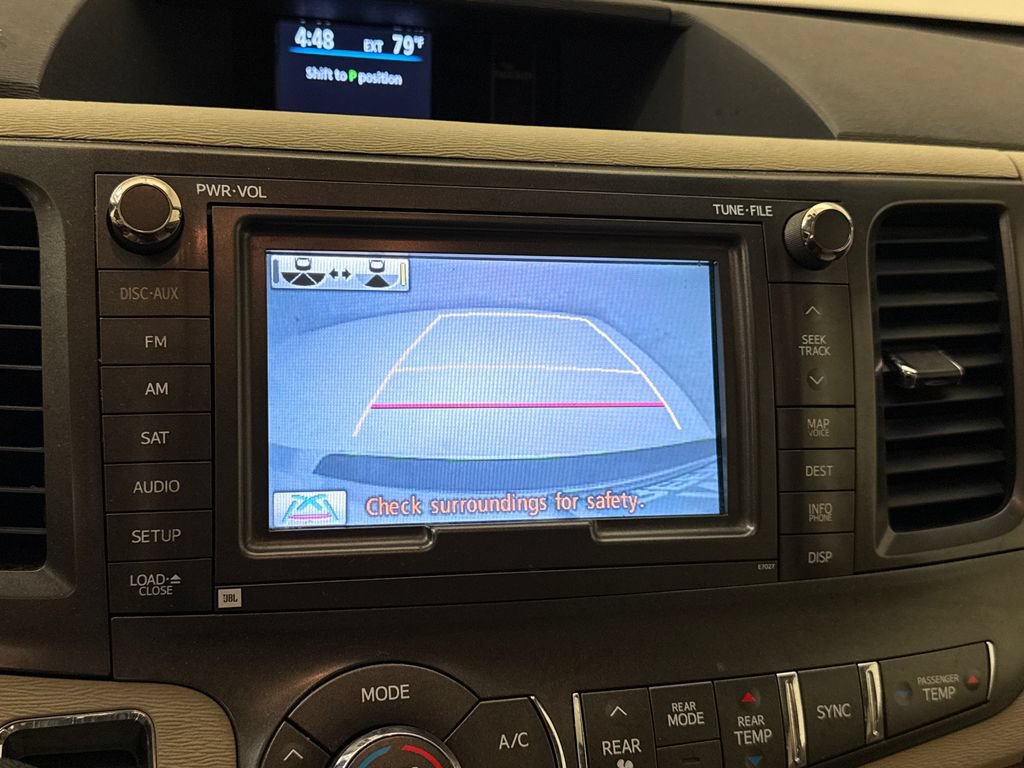 Used 2013 Toyota Sienna Limited w/ Premium Pkg FWD image 30