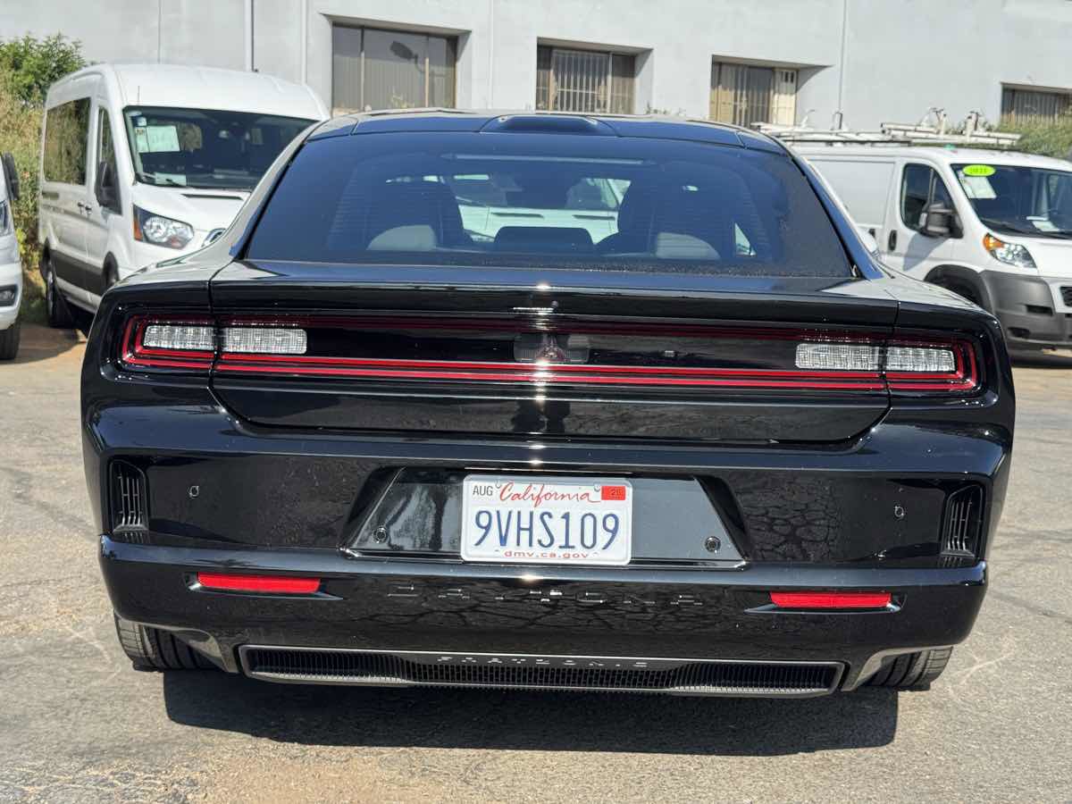 Used 2025 Dodge Charger Daytona R/T w/ Quick Order Package 25M R/T image 12