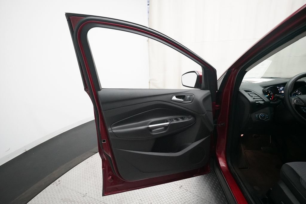 Used 2019 Ford Escape SE AWD/4WD image 28