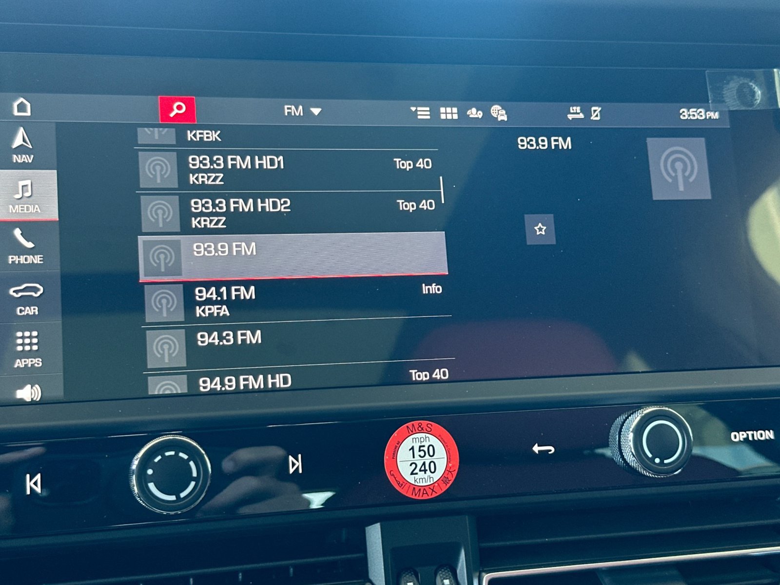 New 2026 Porsche Macan AWD/4WD image 18