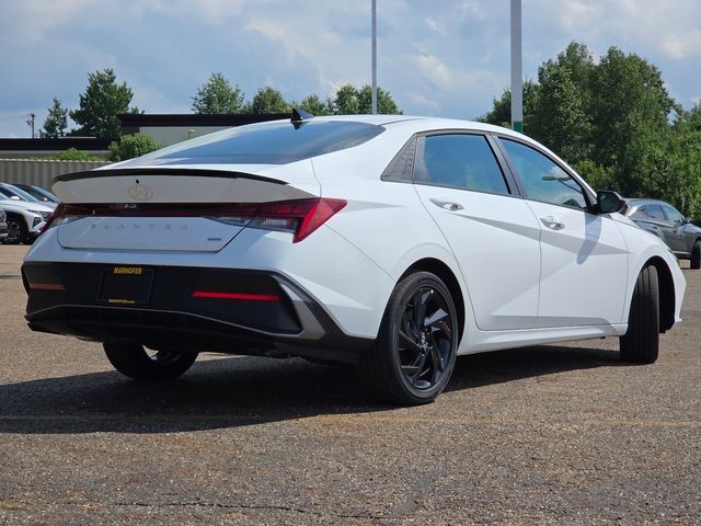 New 2026 Hyundai Elantra SEL FWD image 15