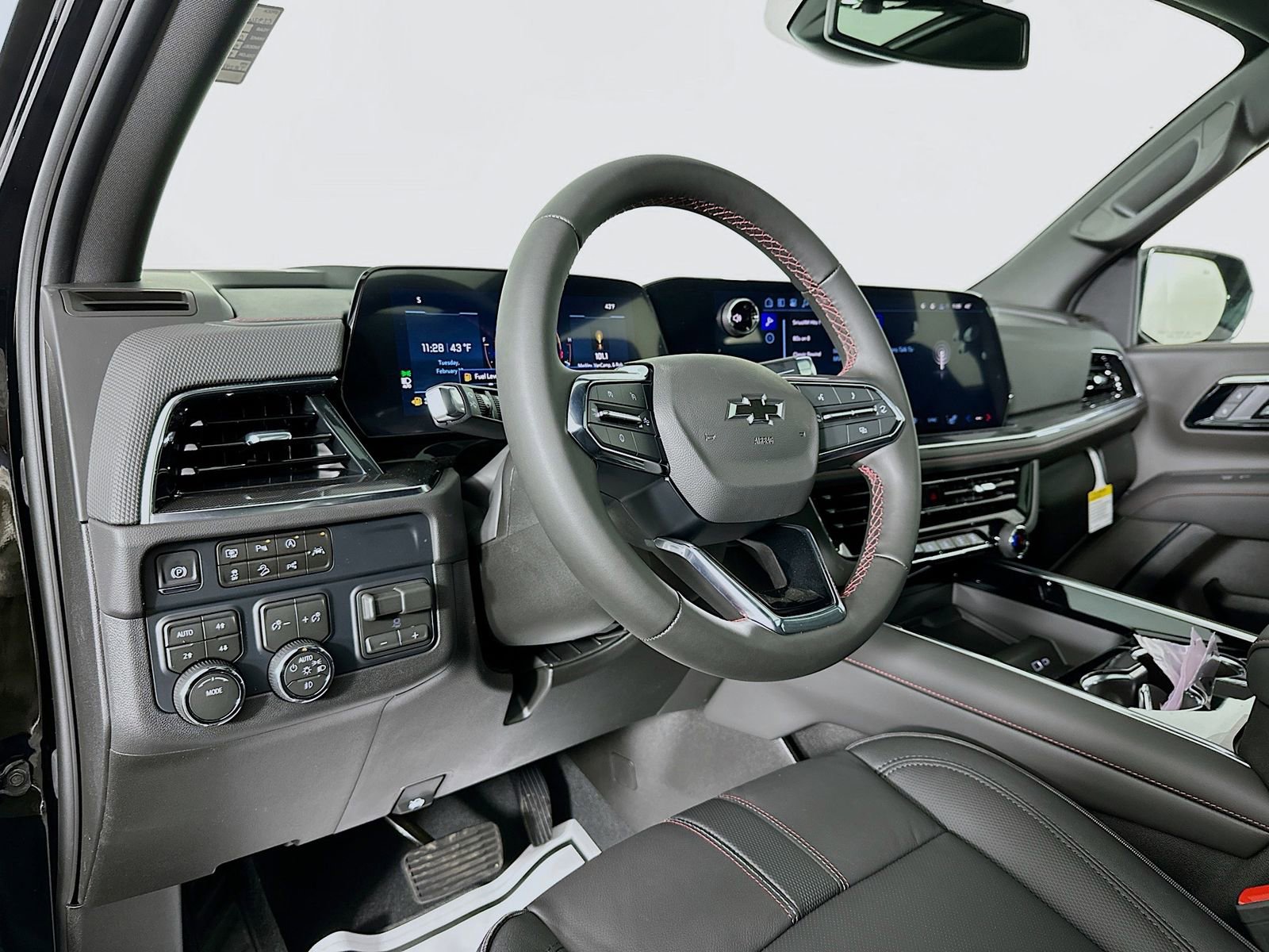 New 2026 Chevrolet Suburban RST w/ Sun And Tow Package image 9