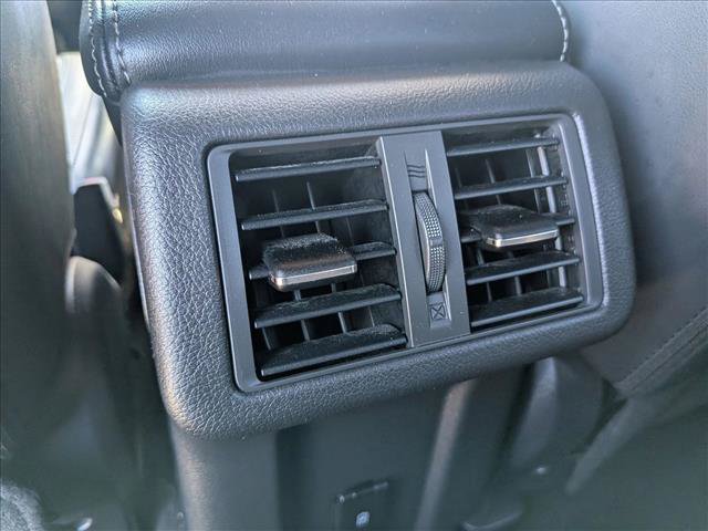 Used 2020 Mitsubishi Outlander SEL AWD/4WD image 23