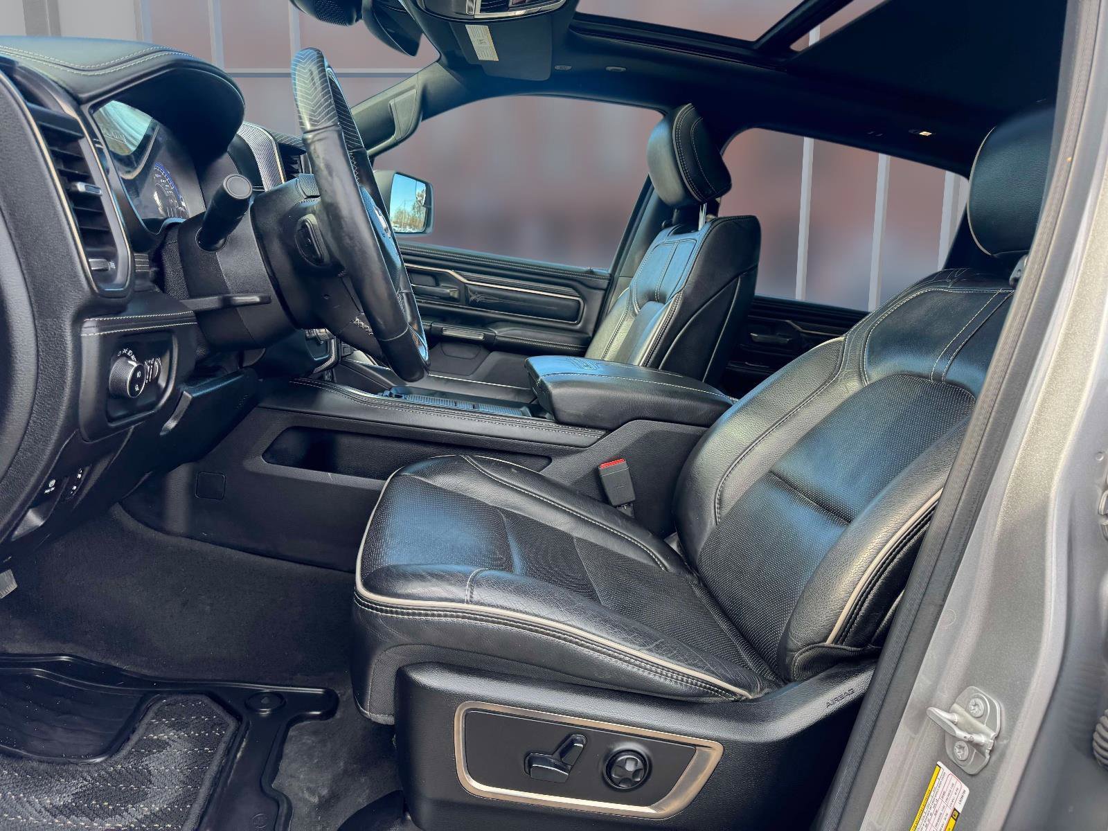 Used 2020 RAM 1500 Limited image 16