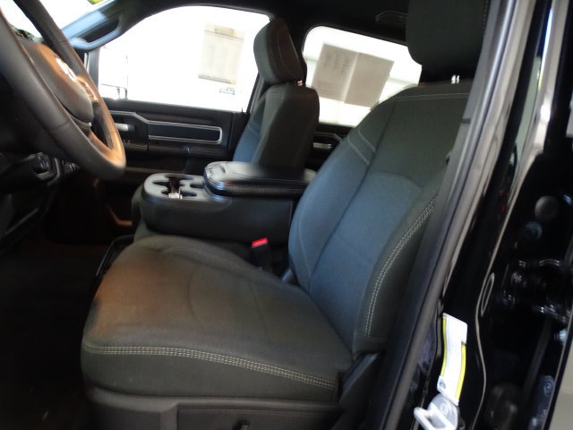 Used 2026 RAM 2500 Big Horn AWD/4WD image 2