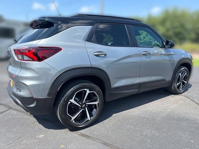 Used 2023 Chevrolet TrailBlazer RS w/ Sun and Liftgate Package AWD/4WD image 5