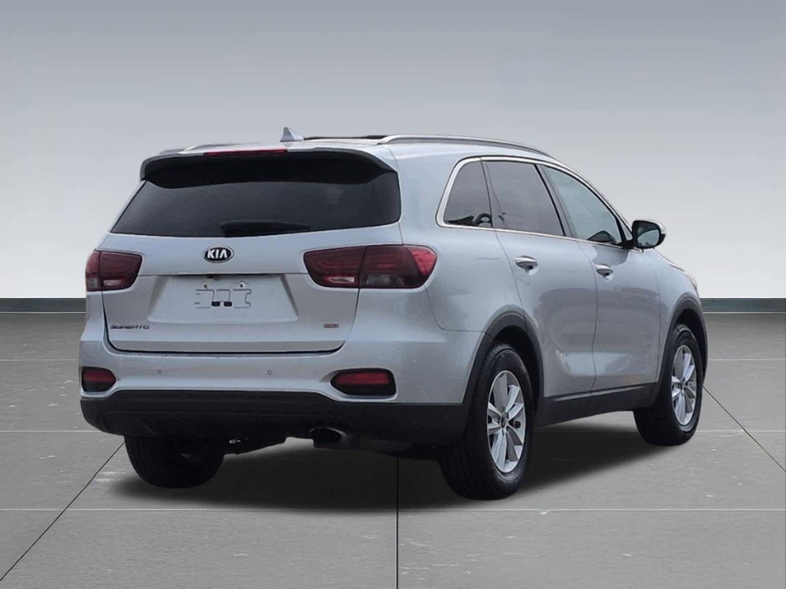 Used 2019 Kia Sorento LX w/ LX Convenience Package FWD image 6