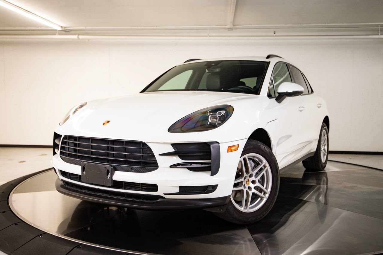 Certified 2021 Porsche Macan AWD/4WD image 1