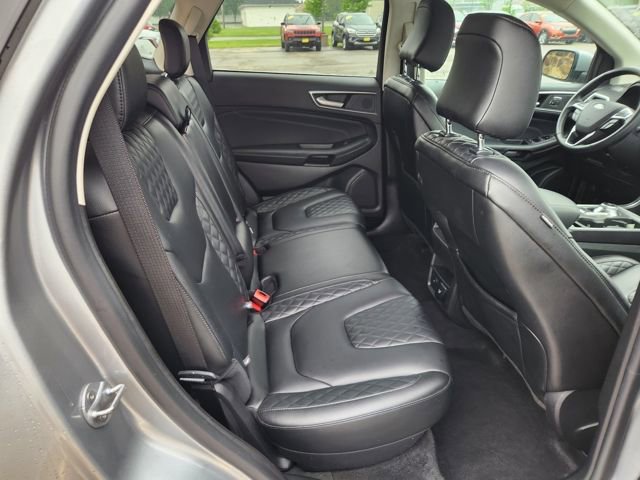 Used 2024 Ford Edge Titanium image 17