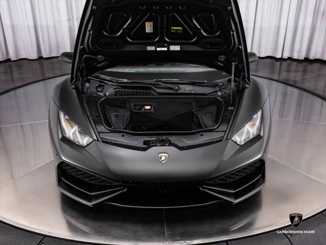 Used 2015 Lamborghini Huracan LP 610-4 AWD/4WD image 4