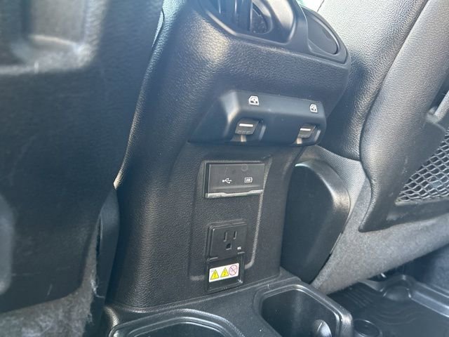 Used 2019 Jeep Wrangler Unlimited Rubicon w/ Dual Top Group image 46