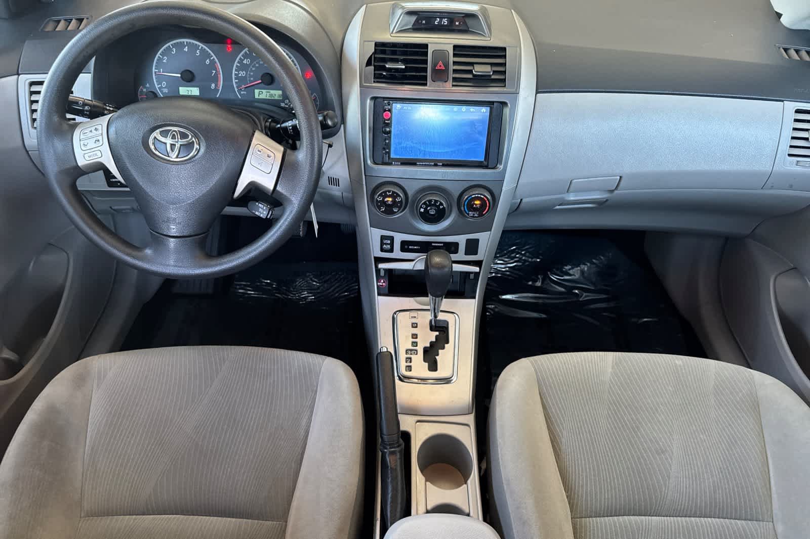 Used 2012 Toyota Corolla LE w/ Premium Pkg FWD image 3