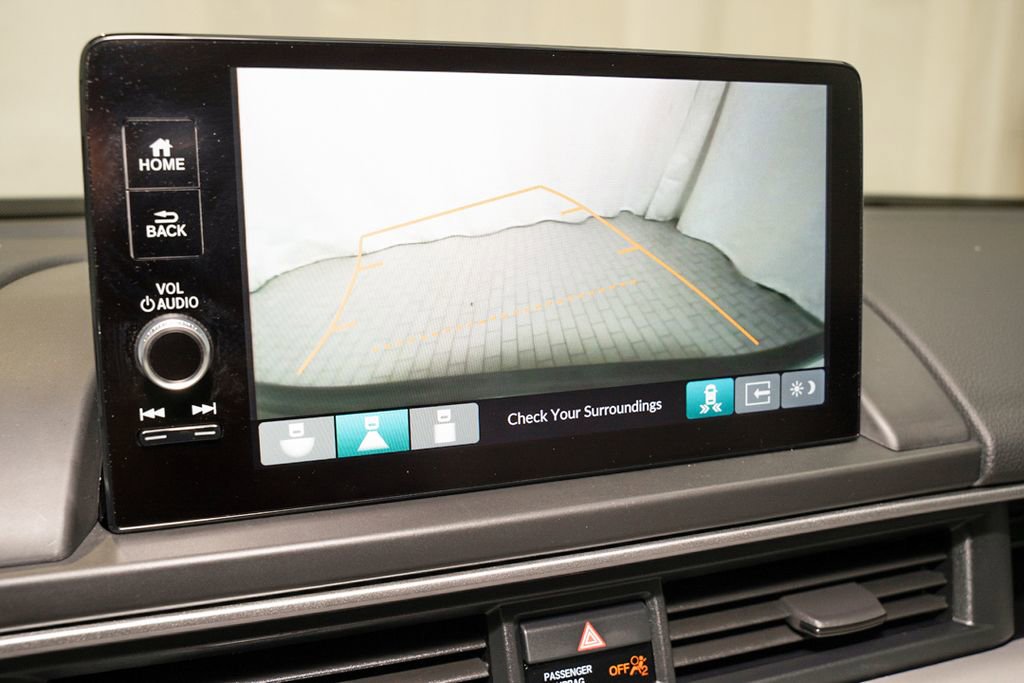 Used 2025 Honda Pilot EX-L image 15