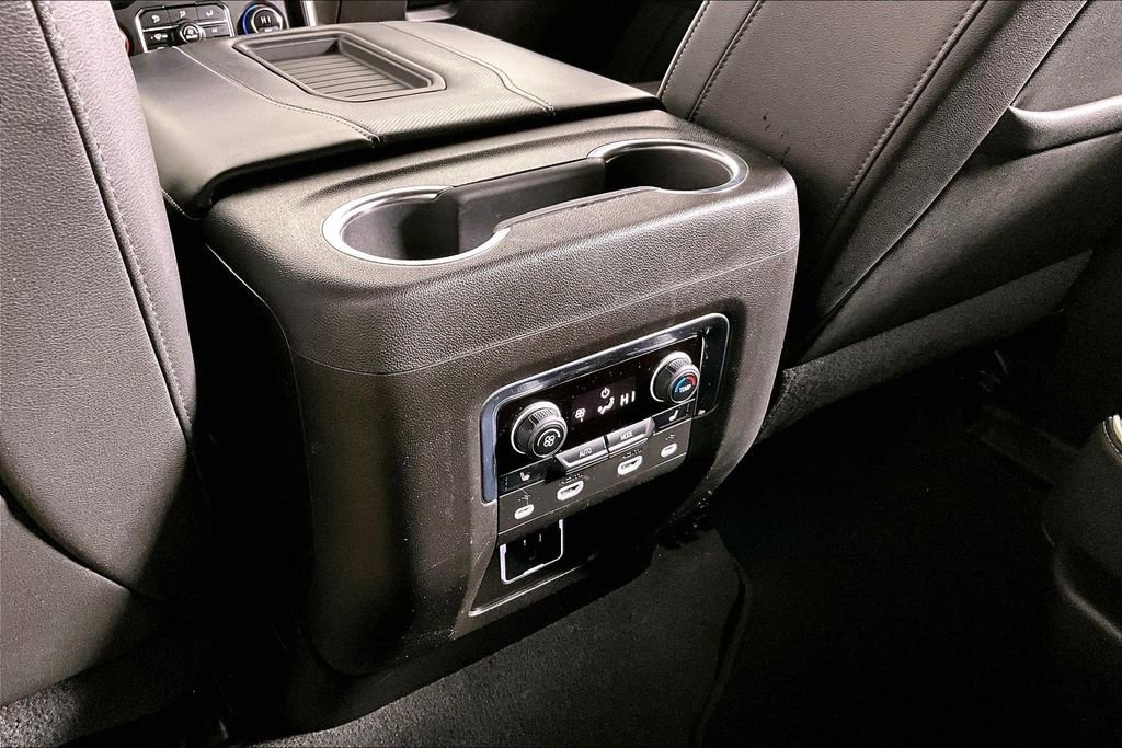 Used 2021 Chevrolet Tahoe Premier w/ Premium Package image 36