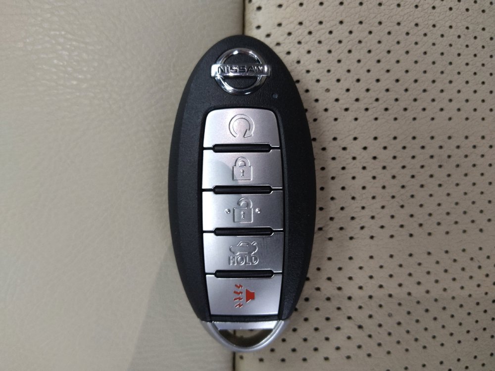 Used 2021 Nissan Maxima 3.5 SV w/ Floor Mat Group FWD image 32