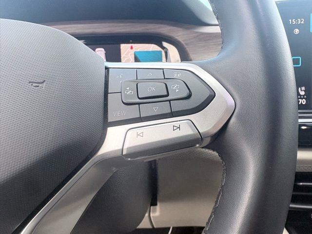 Used 2024 Volkswagen Atlas SEL Premium R-Line image 12