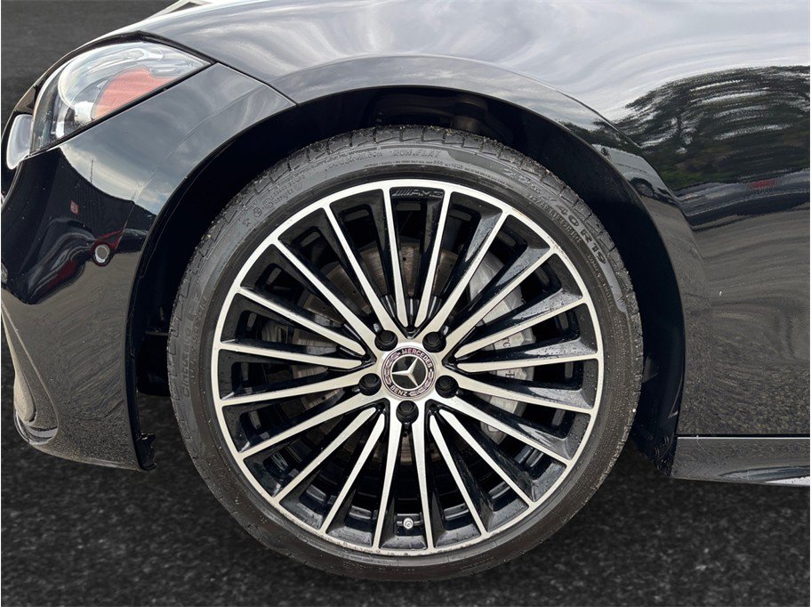 Used 2024 Mercedes-Benz C 300 Sedan image 13