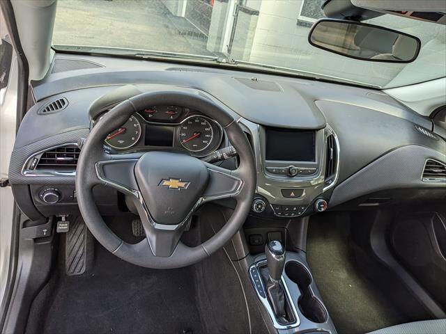 Used 2019 Chevrolet Cruze LS image 12