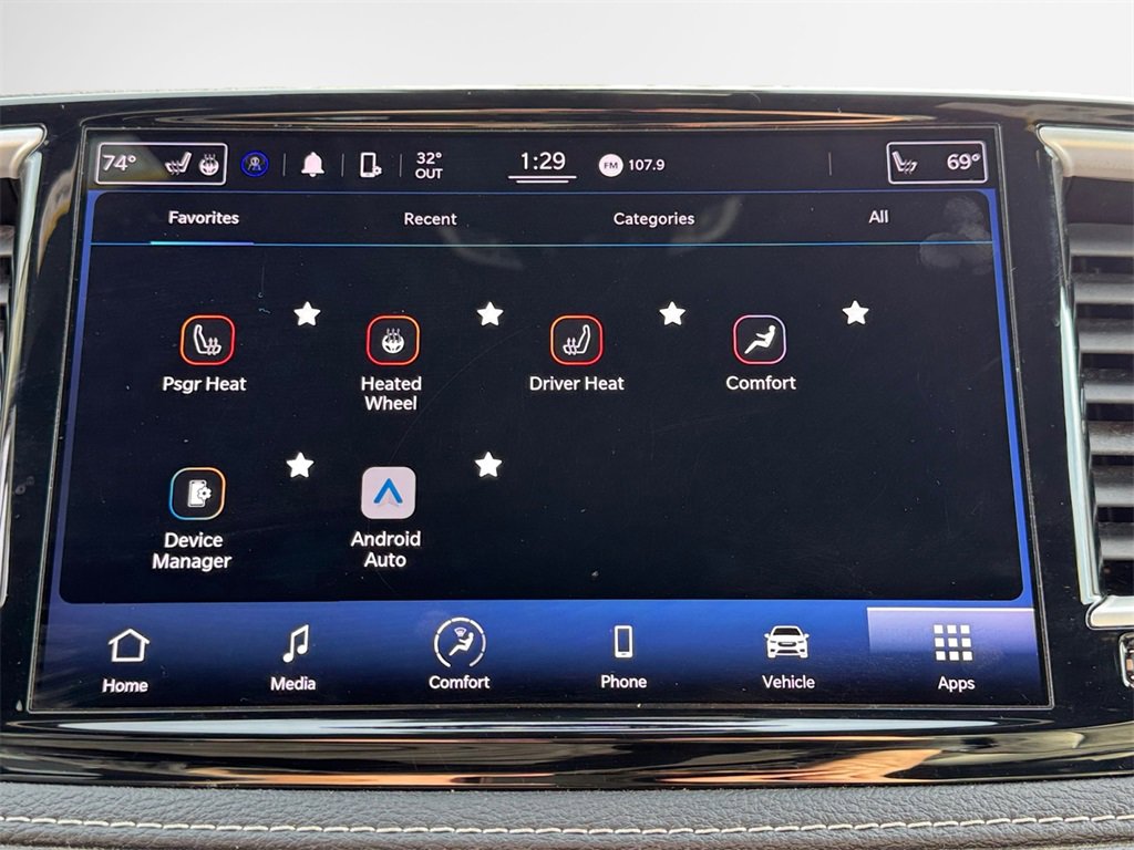 Certified 2022 Chrysler Pacifica Touring-L w/ S Appearance Package image 19