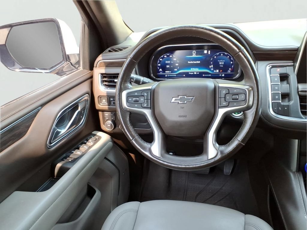 Used 2022 Chevrolet Tahoe Z71 w/ Luxury Package AWD/4WD image 23