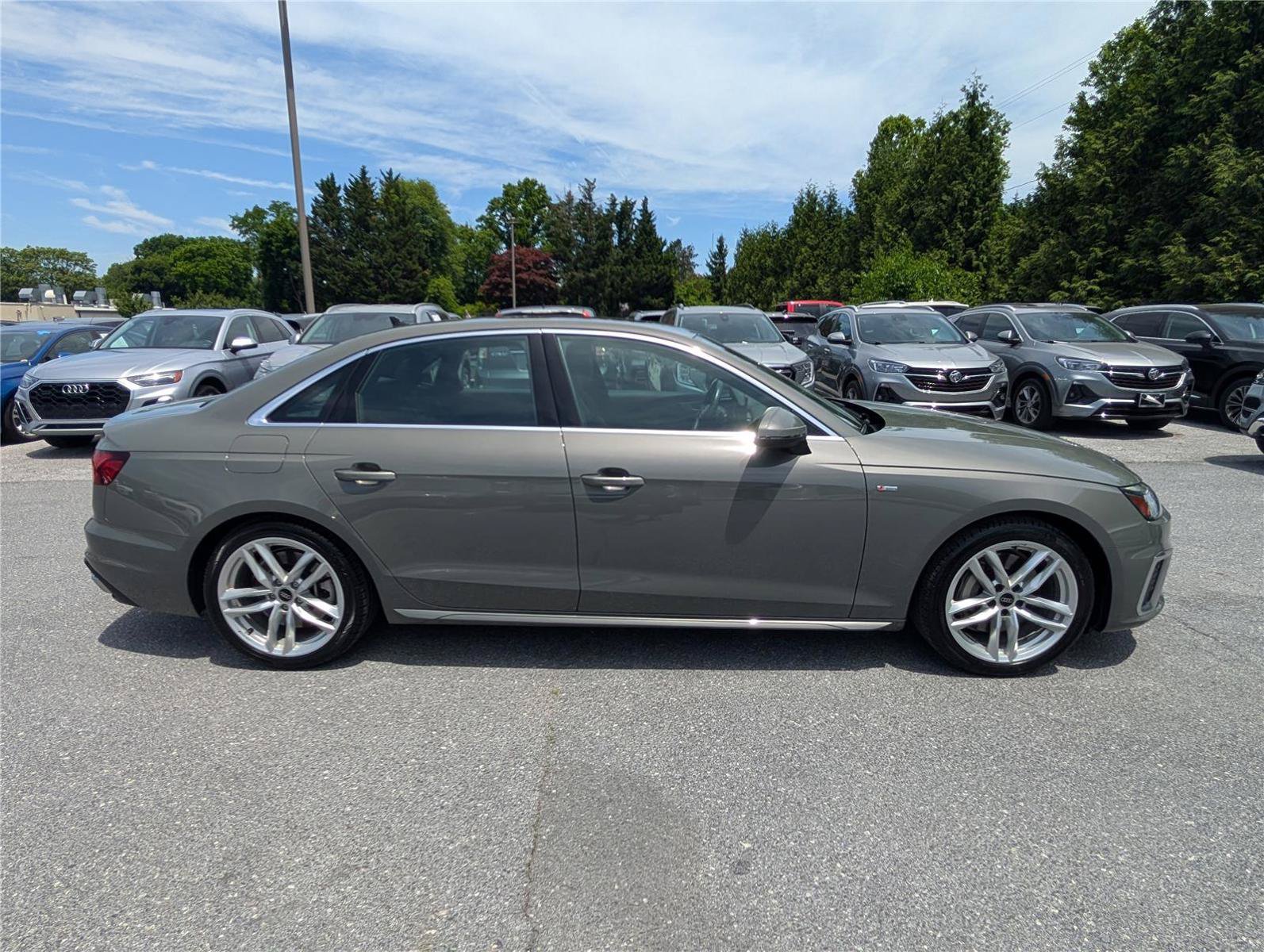 Used 2024 Audi A4 2.0T Premium Plus AWD/4WD image 6