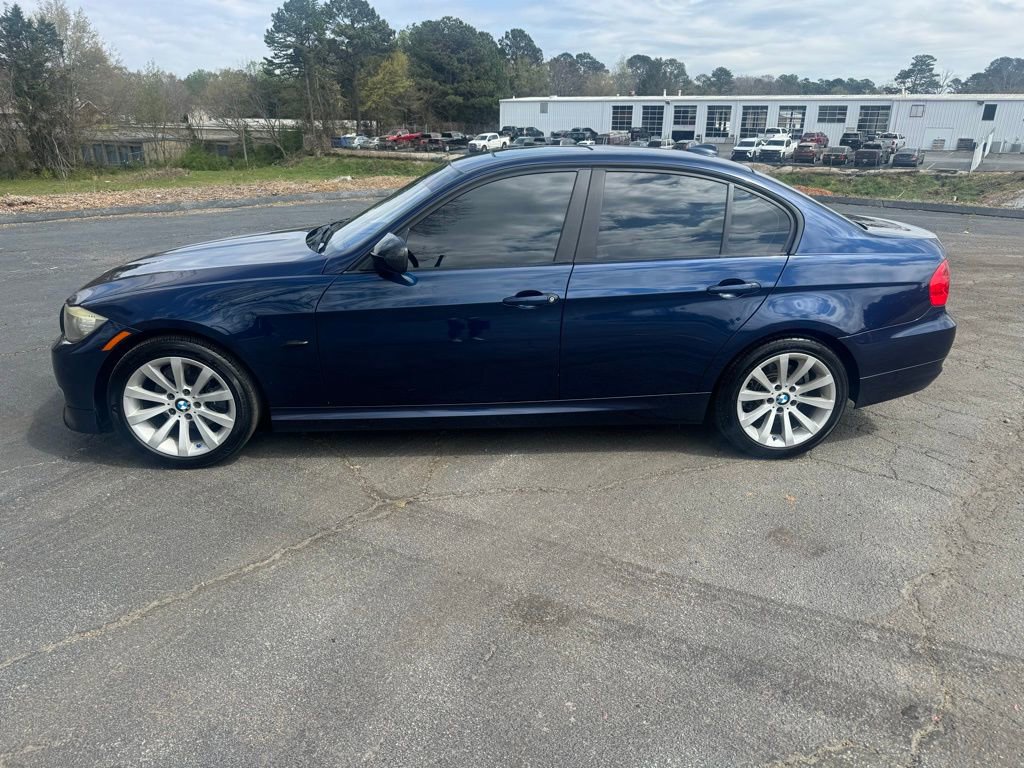 Used 2011 BMW 328i Sedan video 2
