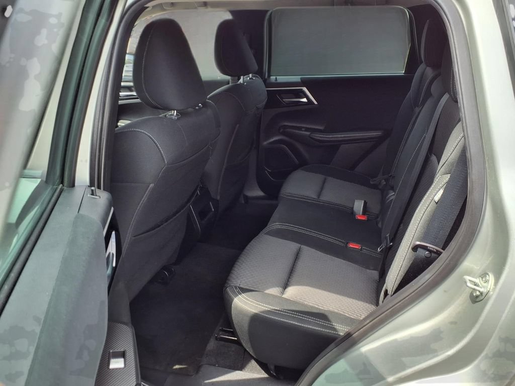 Used 2022 Mitsubishi Outlander ES FWD image 25