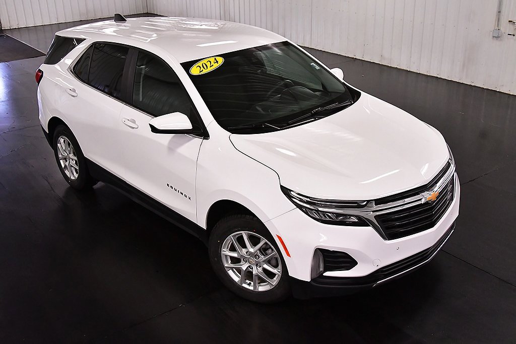 Used 2024 Chevrolet Equinox LT image 12