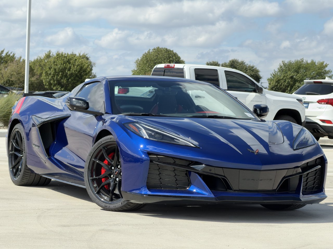 New 2027 Chevrolet Corvette Grand Sport w/ Z52 Sport Performance Package RWD image 2