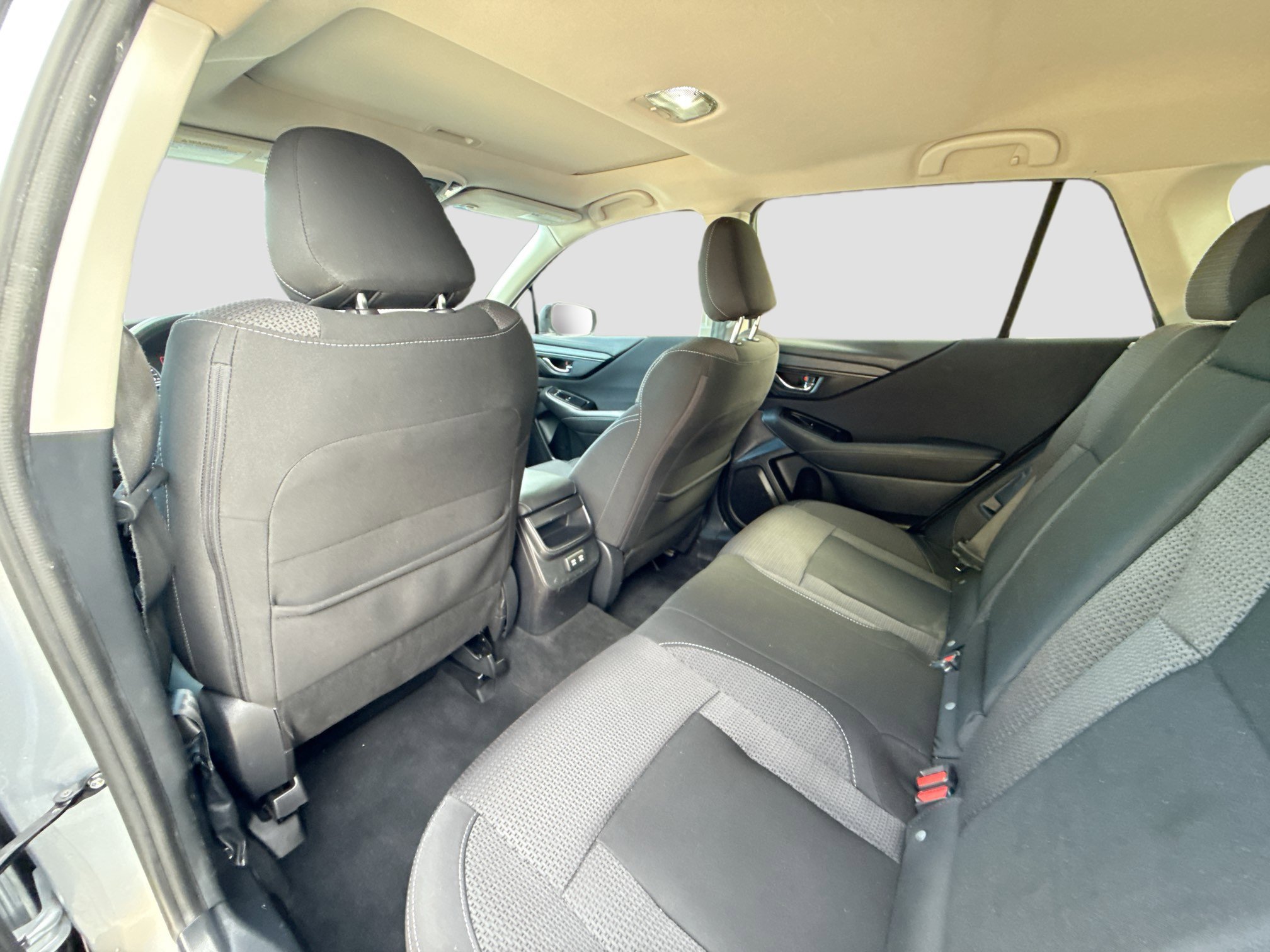 Used 2020 Subaru Outback Premium image 22