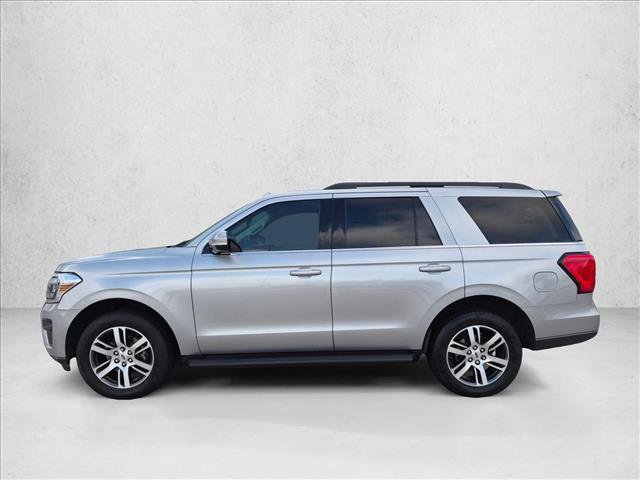 Used 2024 Ford Expedition XLT RWD image 9