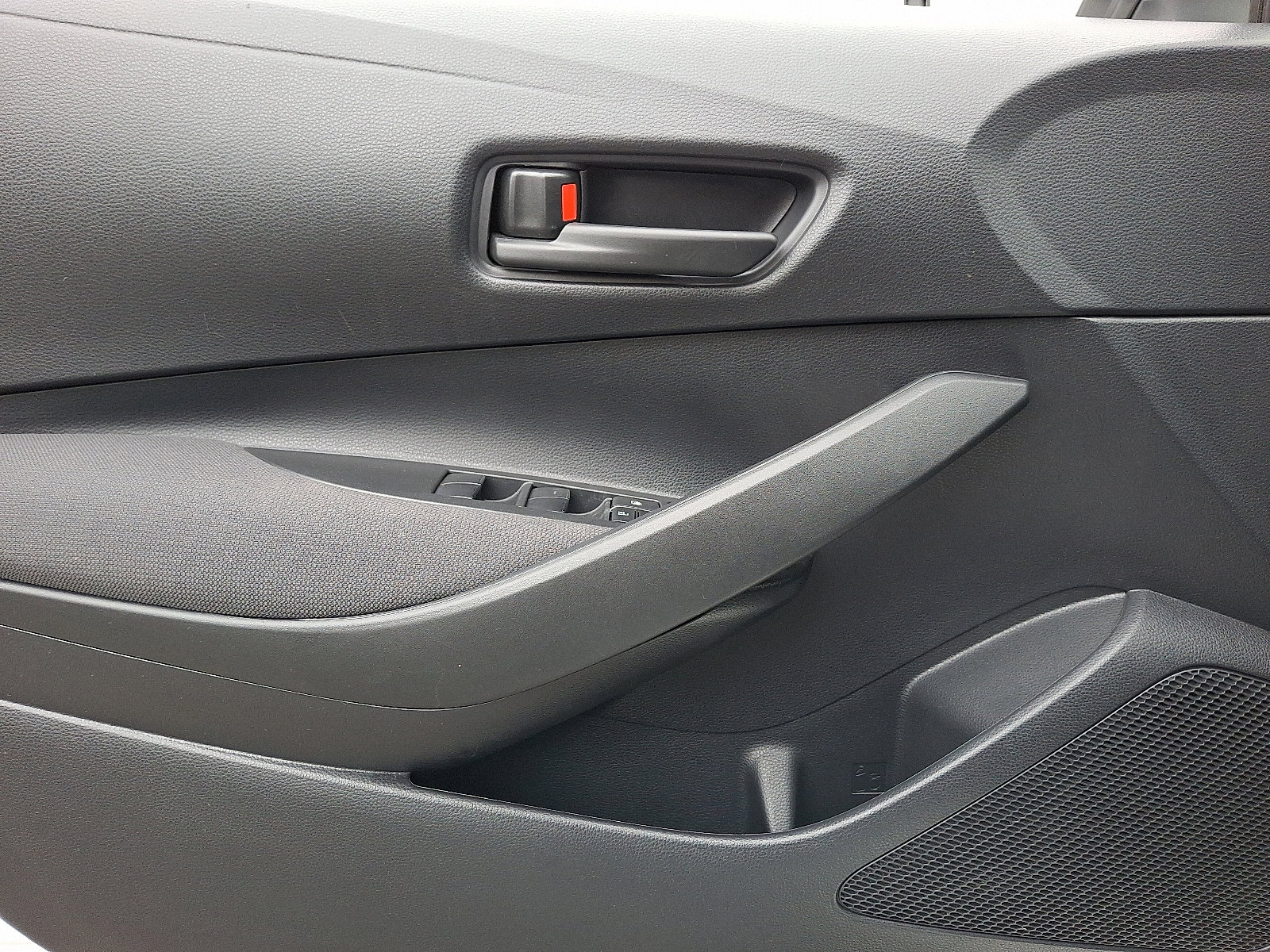 Certified 2023 Toyota Corolla LE image 13