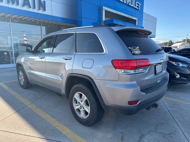 Used 2017 Jeep Grand Cherokee Laredo w/ Quick Order Package 23E AWD/4WD image 4