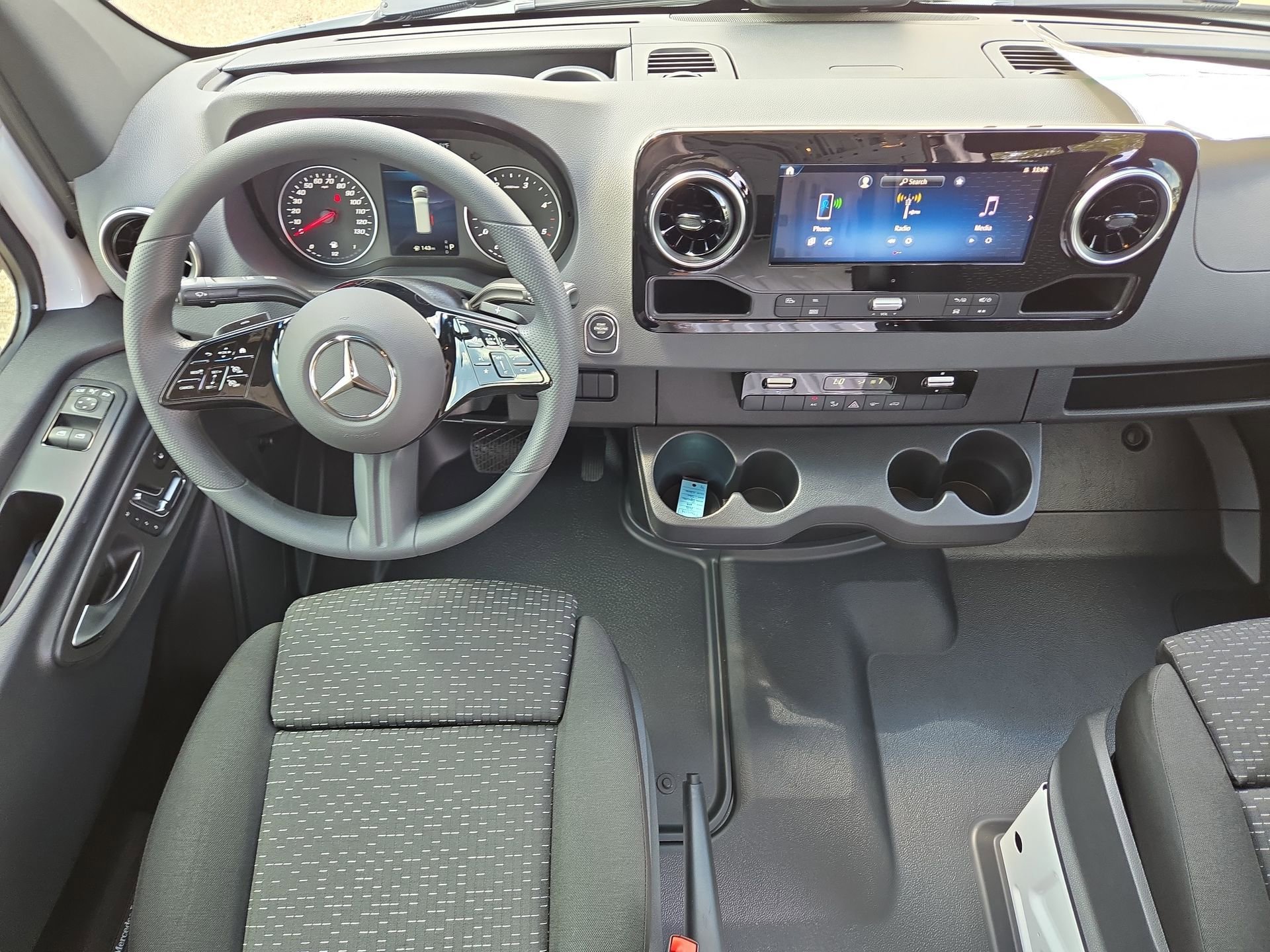 New 2026 Mercedes-Benz Sprinter 2500 image 14