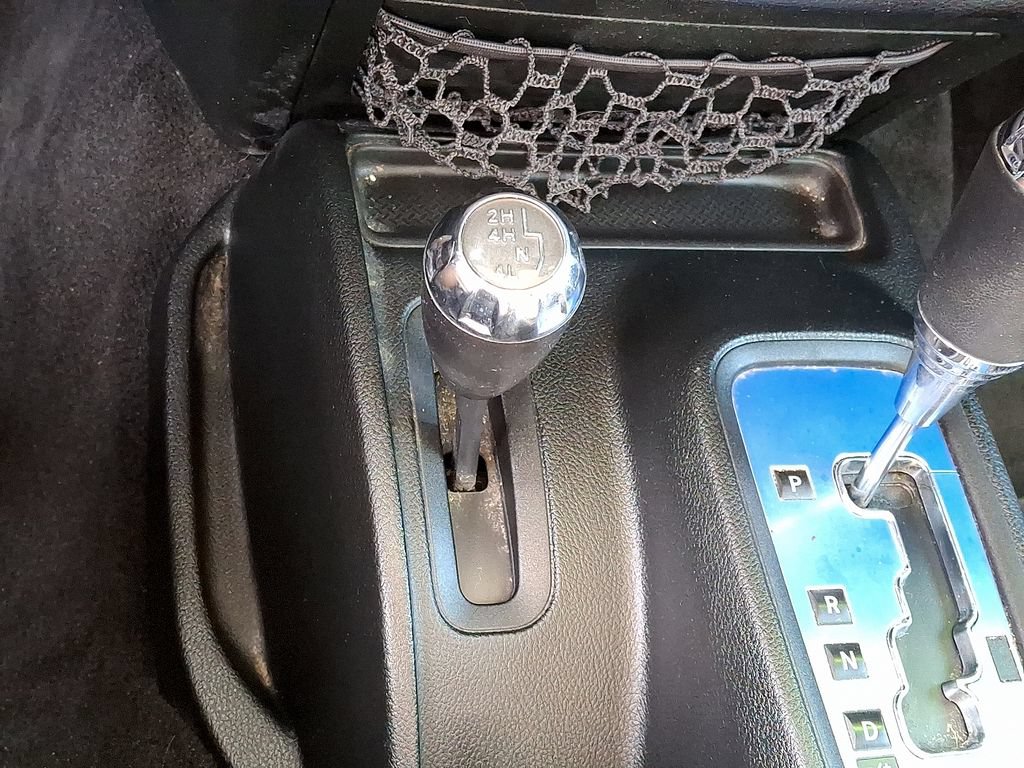 Used 2018 Jeep Wrangler Sport AWD/4WD image 24