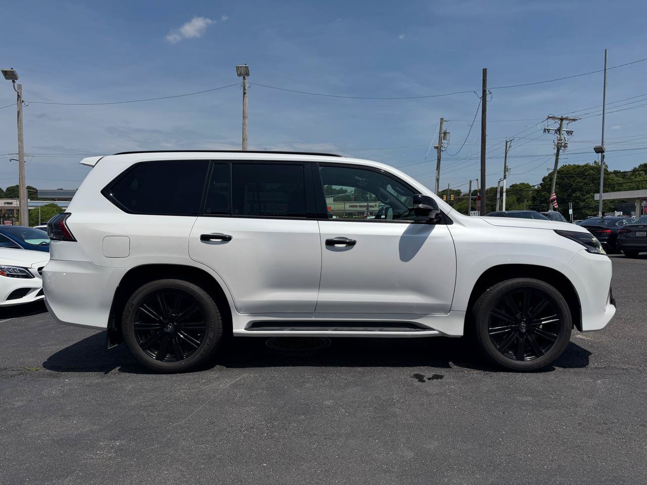 Used 2021 Lexus LX 570 4WD w/ Inspiration Series #2 image 4